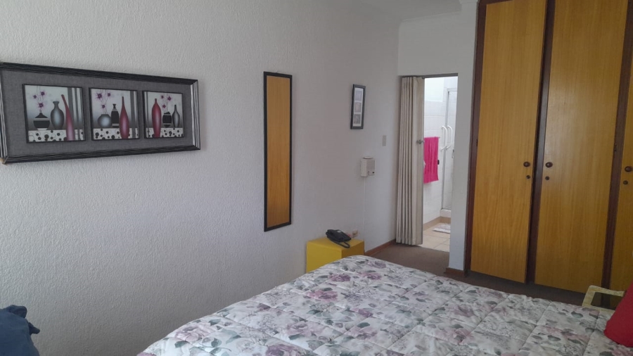 1 Bedroom Property for Sale in Oudorp North West